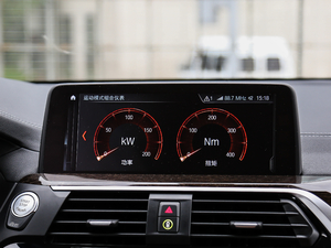 2018xDrive 30i I(lng)M\(yn)(dng)b п؅^(q)