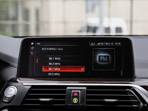 2018xDrive 30i I(lng)M\(yn)(dng)b п؅^(q)