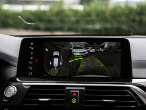 2018xDrive 30i IM\b п؅^