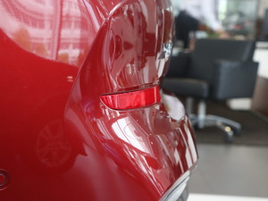 2018xDrive 30i IM\b ^