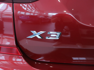 2018xDrive 30i IM\b ^