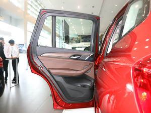 2018xDrive 30i I(lng)M\(yn)b ܇T