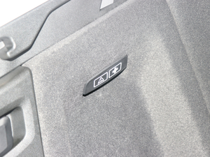 2018xDrive 30i IM\b g