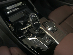 2018xDrive 30i I(lng)M\(yn)(dng)b QU