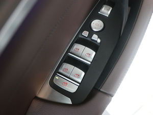 2018xDrive 30i I(lng)M\(yn)(dng)b {܇(ch)ƅ^(q)	