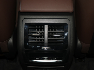 2018xDrive 30i IM\b п؅^(q)