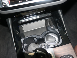 2018xDrive 30i IM\b п؅^