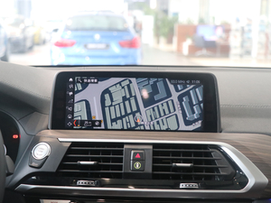 2018xDrive 30i IM\b п؅^