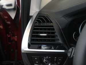 2018xDrive 30i IM\b п؅^