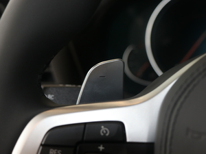 2018xDrive 30i IM\b п؅^