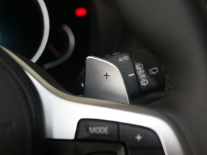 2018xDrive 30i IM\b п؅^