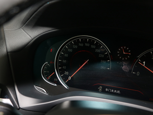 2018xDrive 30i IM\b п؅^