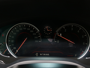 2018xDrive 30i IM\b п؅^