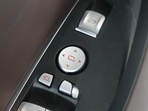 2018xDrive 30i IM\b п؅^