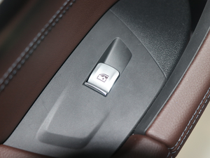 2018xDrive 30i IM\b п؅^