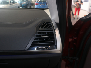 2018xDrive 30i I(lng)M\(yn)(dng)b п؅^(q)