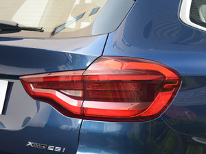 2018xDrive 25i Ab (ji)^