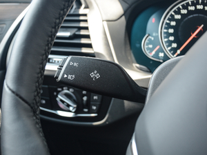 2018xDrive 25i Ab п؅^