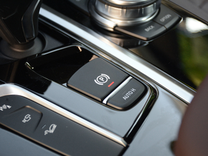 2018xDrive 25i Ab v܇Ƅ