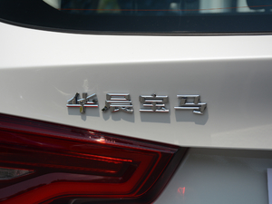 2018xDrive 25i M\b ^