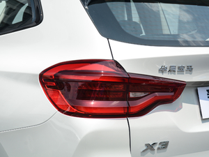 2018xDrive 25i M\b ^