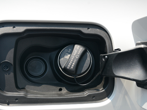 2018xDrive 25i M\b ^