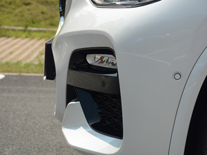 2018xDrive 25i M\b ^