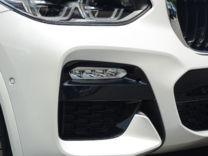 2018xDrive 25i M\b ^