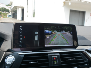 2018xDrive 25i M\b п؅^