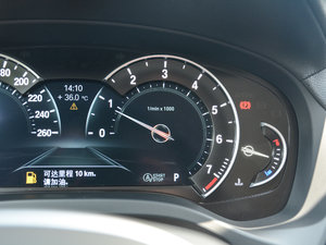 2018xDrive 25i M\b п؅^