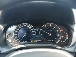 2018xDrive 25i M\b x