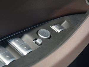 2018xDrive 25i M\b п؅^