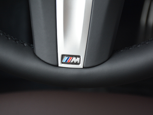 2018xDrive 25i M\b п؅^