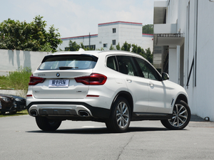 2018xDrive 25i Ab w^