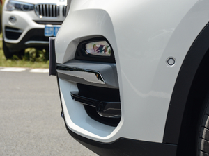 2018xDrive 25i Ab (x)(ji)^