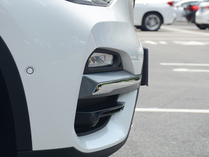 2018xDrive 25i Ab (x)(ji)^