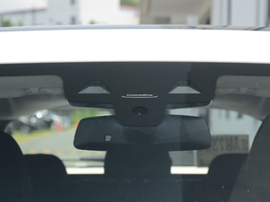 2018xDrive 25i Ab (x)(ji)^