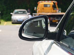 2018xDrive 25i Ab (x)(ji)^