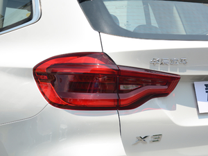 2018xDrive 25i Ab (ji)^