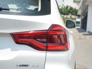 2018xDrive 25i Ab β