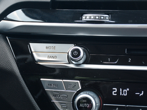 2018xDrive 25i Ab п؅^