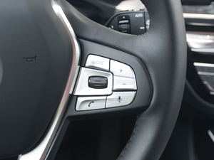 2018xDrive 25i Ab п؅^