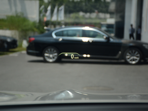 2018xDrive 25i Ab п؅^