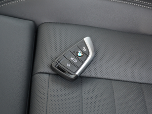 2018xDrive 25i Ab ܇耳