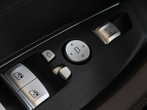 2018xDrive 28i Ab п؅^