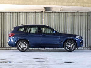 2018xDrive 28i M\b w^