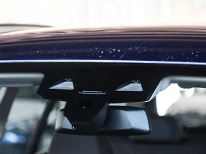 2018xDrive 28i M\b ^