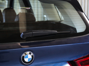 2018xDrive 28i M\b ^