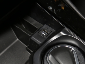 2018xDrive 28i M\b g