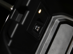 2018xDrive 28i M\b g